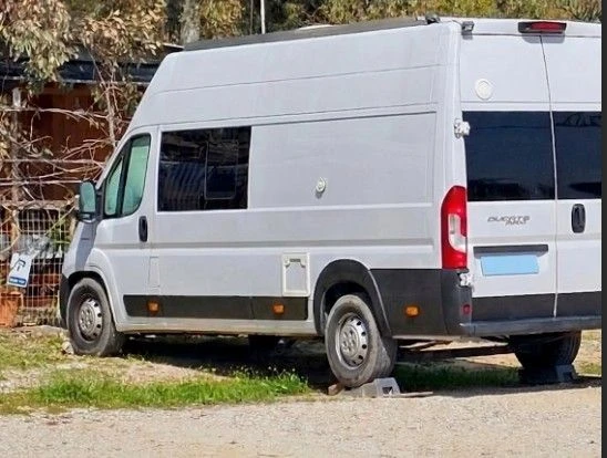 Αρνείται τις κατηγορίες