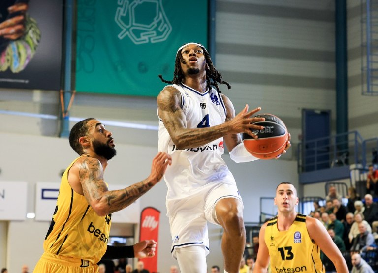 H AEK νικήτρια στο φινάλε επί