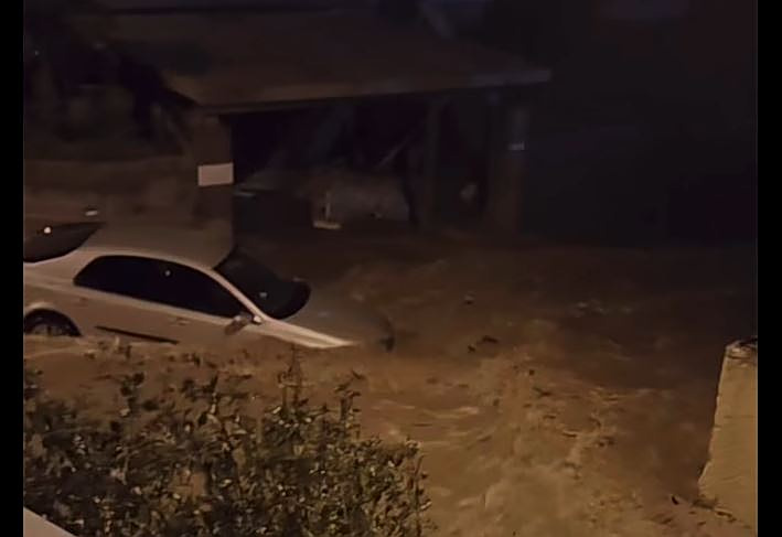 Πόρος: Μεγάλες καταστροφές στο Λεμονοδάσος από την κακοκαιρία  Πάνω από 1,5 μέτρο η καθίζηση του εδάφους