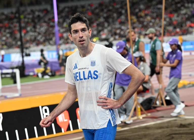 Μίλτος Τεντόγλου: Ξεκίνημα