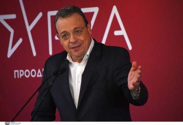 Φάμελλος: Ρύθμιση της αγοράς και μείωση του ΕΦΚ για την αντιμετώπιση της αισχροκέρδειας