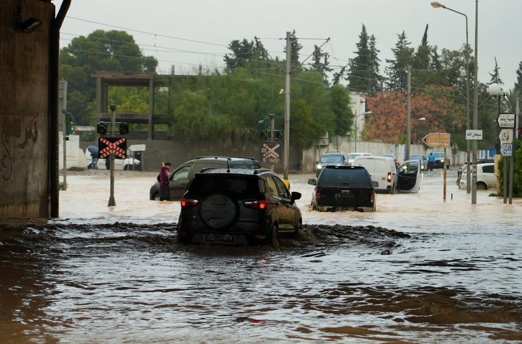 Τυνησία: Τουλάχιστον