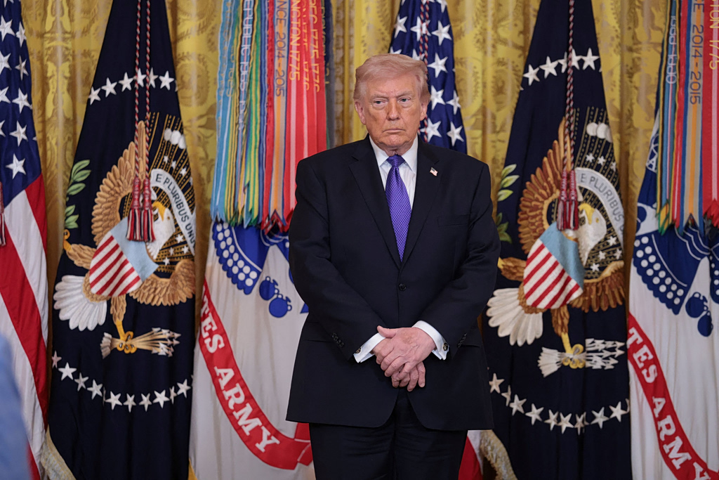 Τραμπ: Το Ιράν μπορεί να χτυπήσει με πυραύλους από την Ευρώπη έως τις ΗΠΑ  Μέχρι 5 εβδομάδες οι επιχειρήσεις