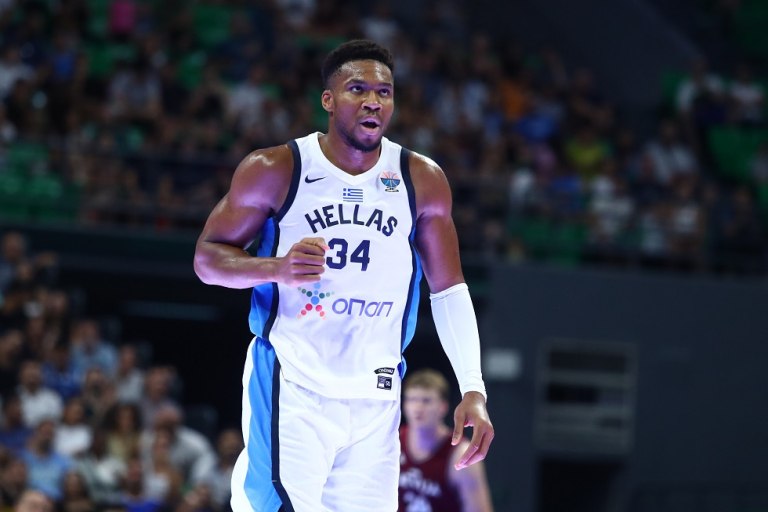 Ο Γιάννης Αντετοκούνμπο