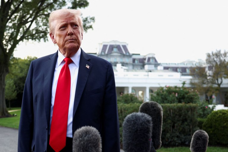 Τραμπ: Έτοιμος να επιβάλει