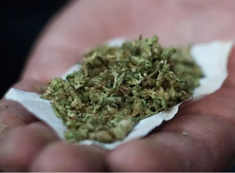 Μαθητής συνελήφθη με