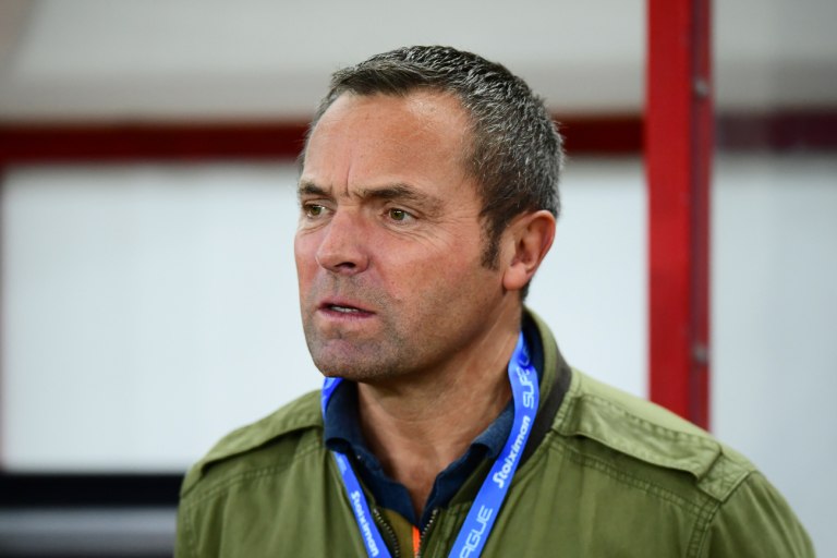 Ο Λανουά αυτοακυρώνεται