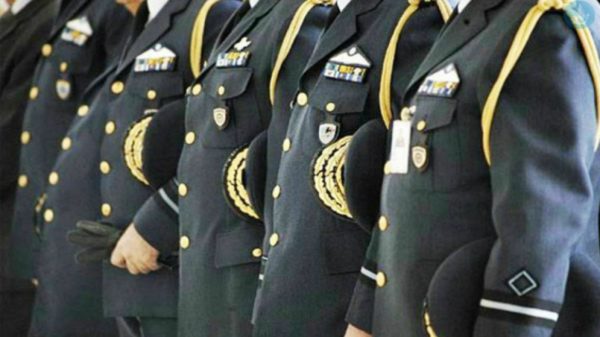 Ένστολοι: Νέο μισθολόγιο