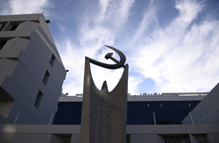 Ερώτηση ΚΚΕ στη Βουλή για τους ναυτεργάτες που βρίσκονται εγκλωβισμένοι στον Περσικό Κόλπο