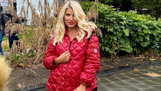 Ελένη Μενεγάκη: Απόδραση