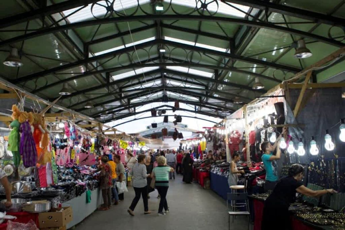 Ξεκινά την Τρίτη για το