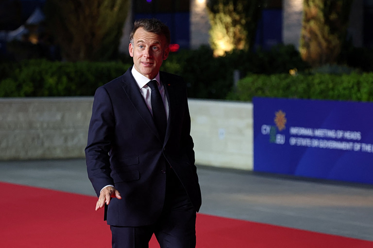 Εμανουέλ Μακρόν: Δεν θα