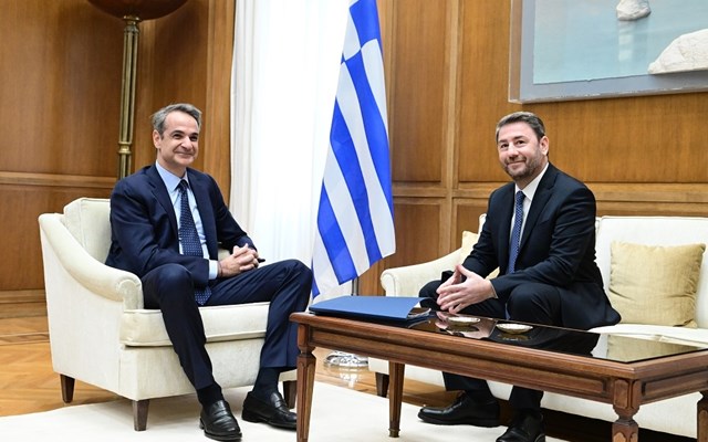Συνάντηση Κ. Μητσοτάκη - Ν. Ανδρουλάκη την Τρίτη το μεσημέρι για τη Μέση Ανατολή - Την Τετάρτη τοποθέτηση στη Βουλή