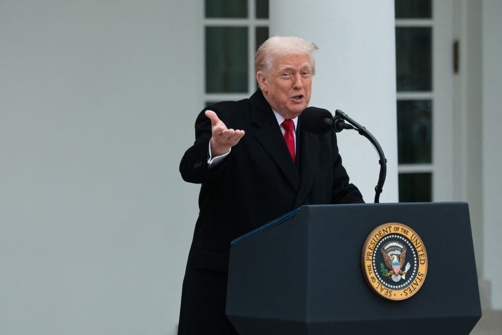 Σκουπίδια: Ο Τραμπ