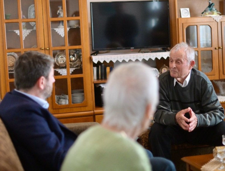 Πέθανε ο Π. Αραμπατζής που