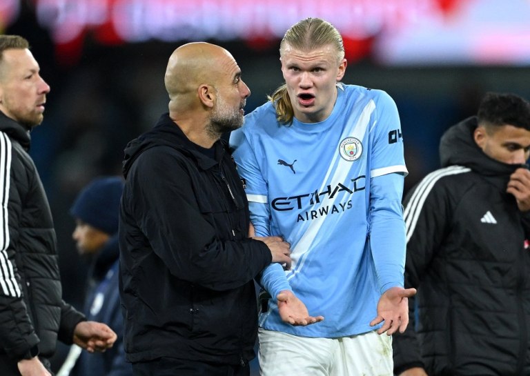 Η έντονη συνομιλία