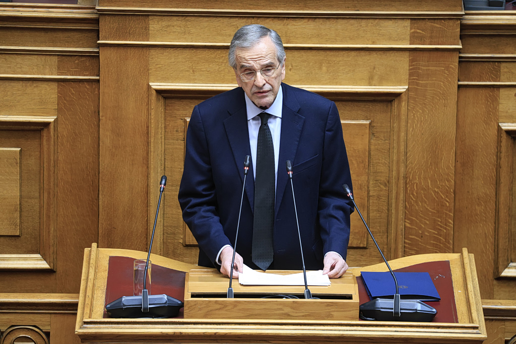Σαμαράς κατά Μητσοτάκη: Καμία διορατικότητα, μόνο show offs