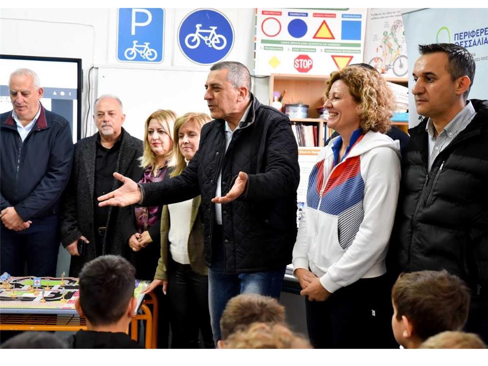 Τρίκαλα: Επίσκεψη Κουρέτα