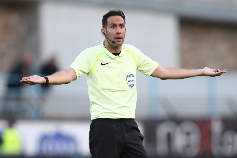 Super League: Πνίγονται στα ρηχά