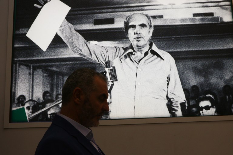 Ο Ανδρέας μέσα από τα μάτια των παιδιών του: Γιώργος και Νίκος Παπανδρέου μιλούν για τον πατέρα τους