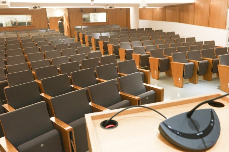 Ευρωβουλευτές ΚΚΕ: Να