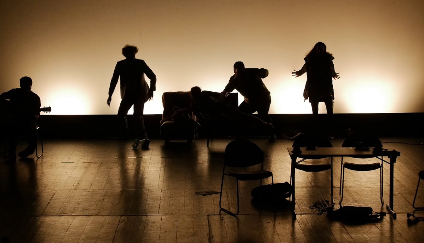 Η Φαλακρή Τραγουδίστρια