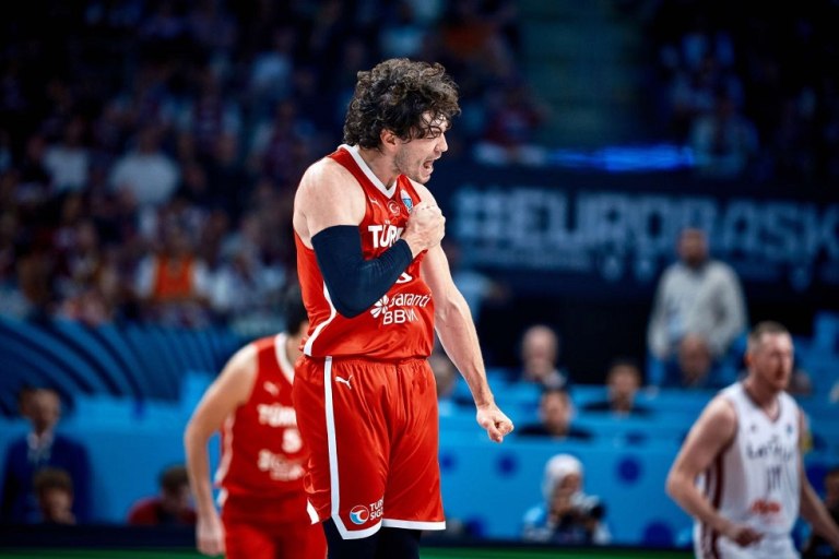 Παίζει ο Οσμάν στον