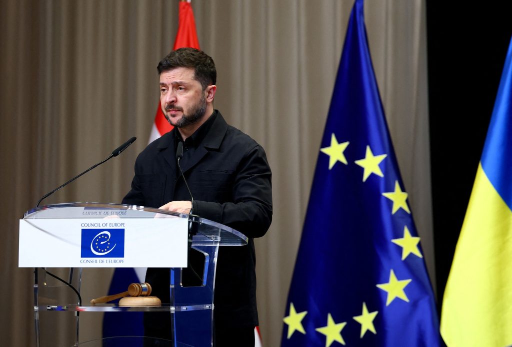 Ζελένσκι: Οι ΗΠΑ ζήτησαν να αναβληθεί ο επόμενος γύρος των τριμερών συνομιλιών