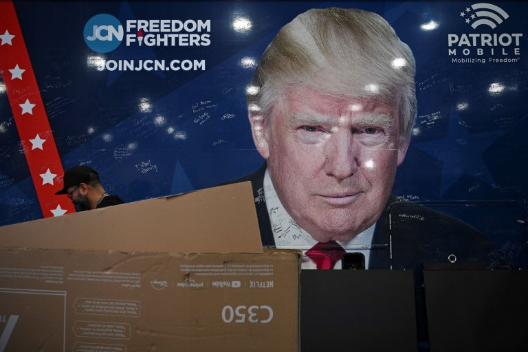 Ορμούζ: Σε στάση αναμονής οι Ευρωπαίοι σύμμαχοι  Θεωρούν ασυνάρτητα απρόβλεπτη τη συμπεριφορά του Τραμπ