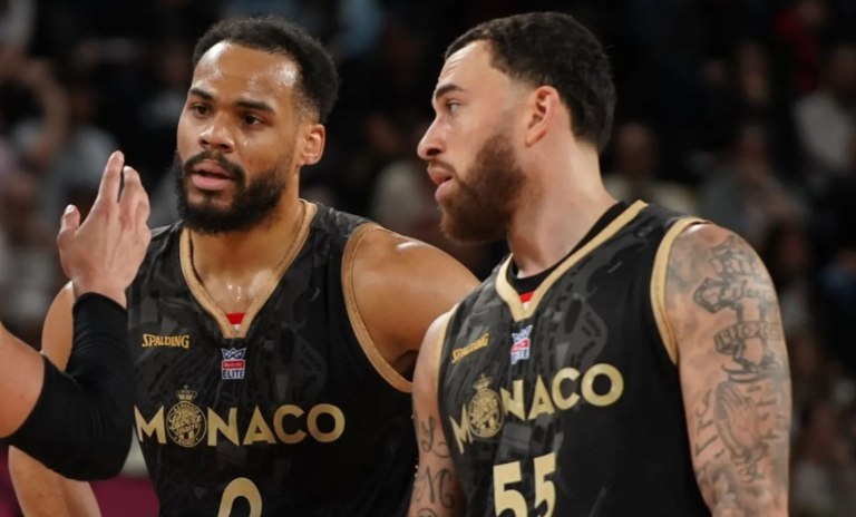 Η αντίδραση του Τζέιμς μετά τα σπρωξίματα με τον Οκόμπο (pic)