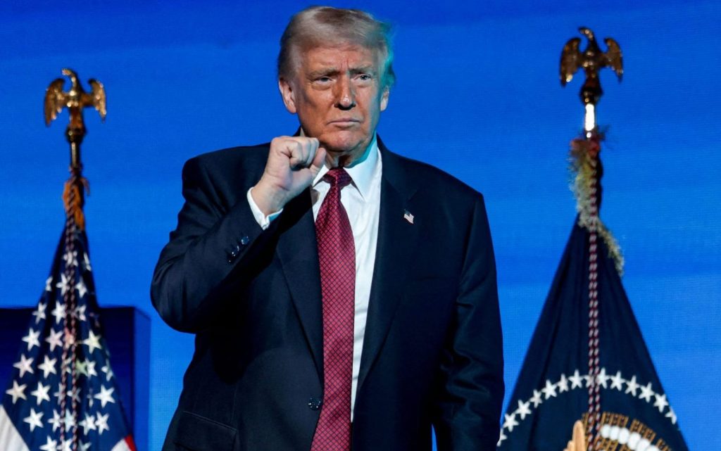 Ο Τραμπ απορρίπτει την