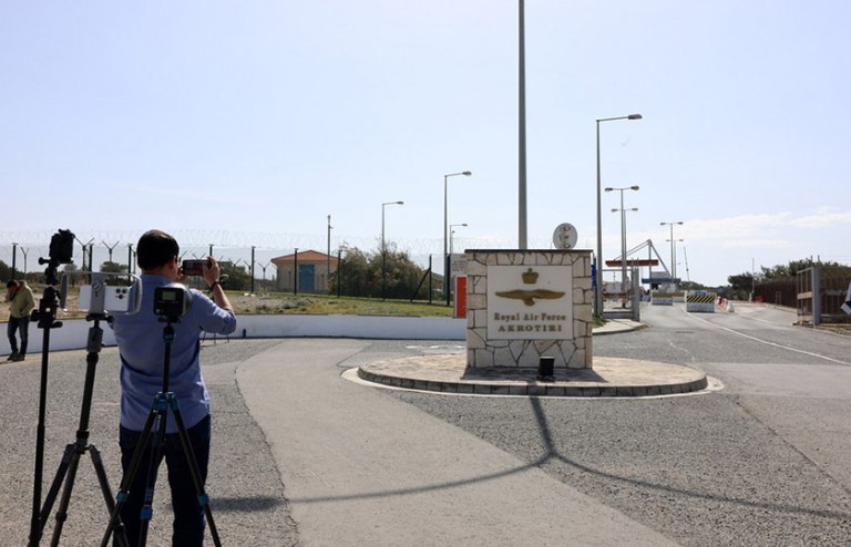 Ιράν: Για μήνυμα Κύπρου μέσω Λιβάνου μη χρήσης των βρετανικών βάσεων, γράφει η Beirut Time