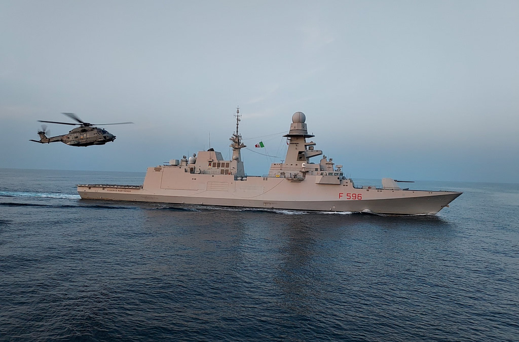 Η ιταλική φρεγάτα Federico