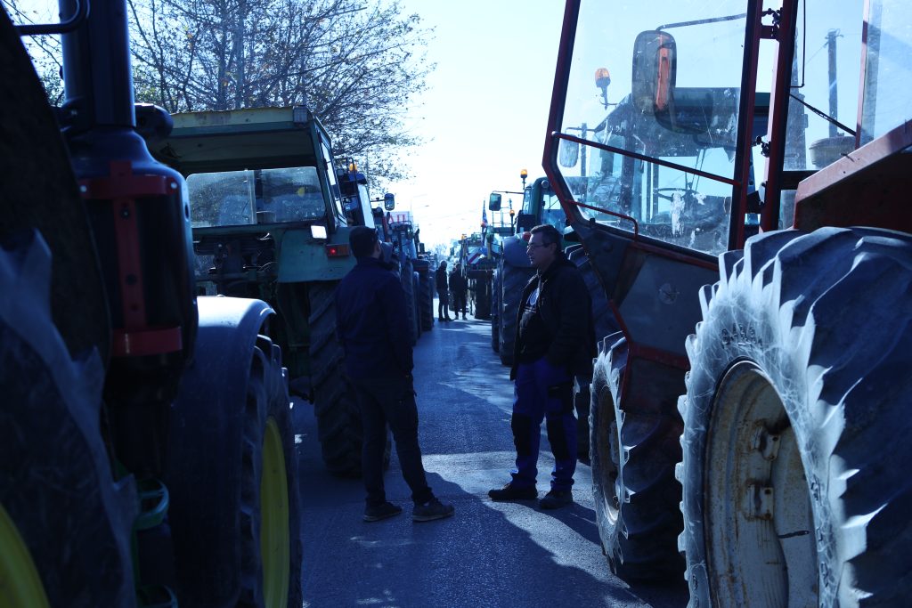 Ανησυχία στο Μέγαρο