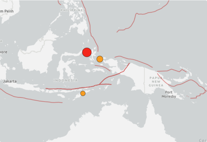Σεισμός 7,4 Ρίχτερ συγκλονίζει την Ινδονησία  Κίνδυνος για τσουνάμι