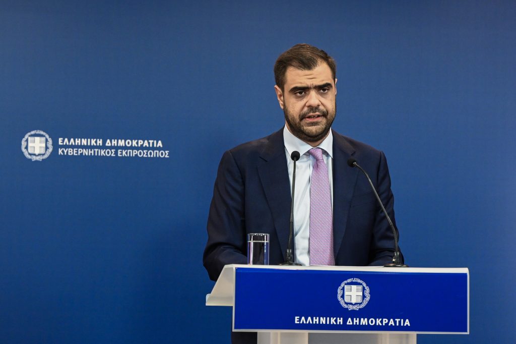 Μαρινάκης για αυξήσεις σε