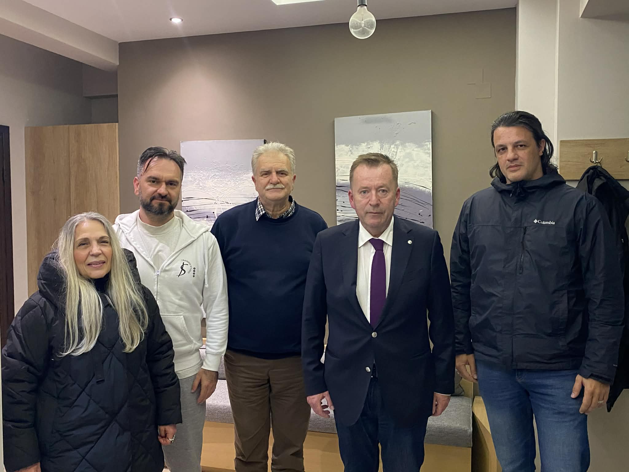 Στη Βουλή φέρνει το θέμα