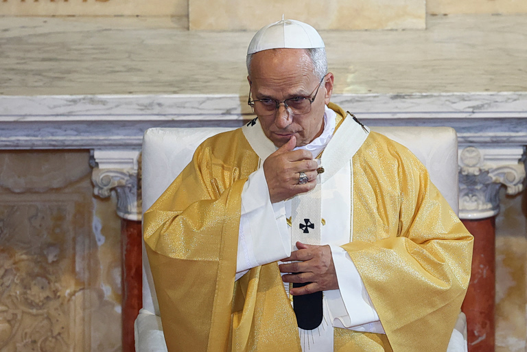 Ούτε οι Χίτλερ και