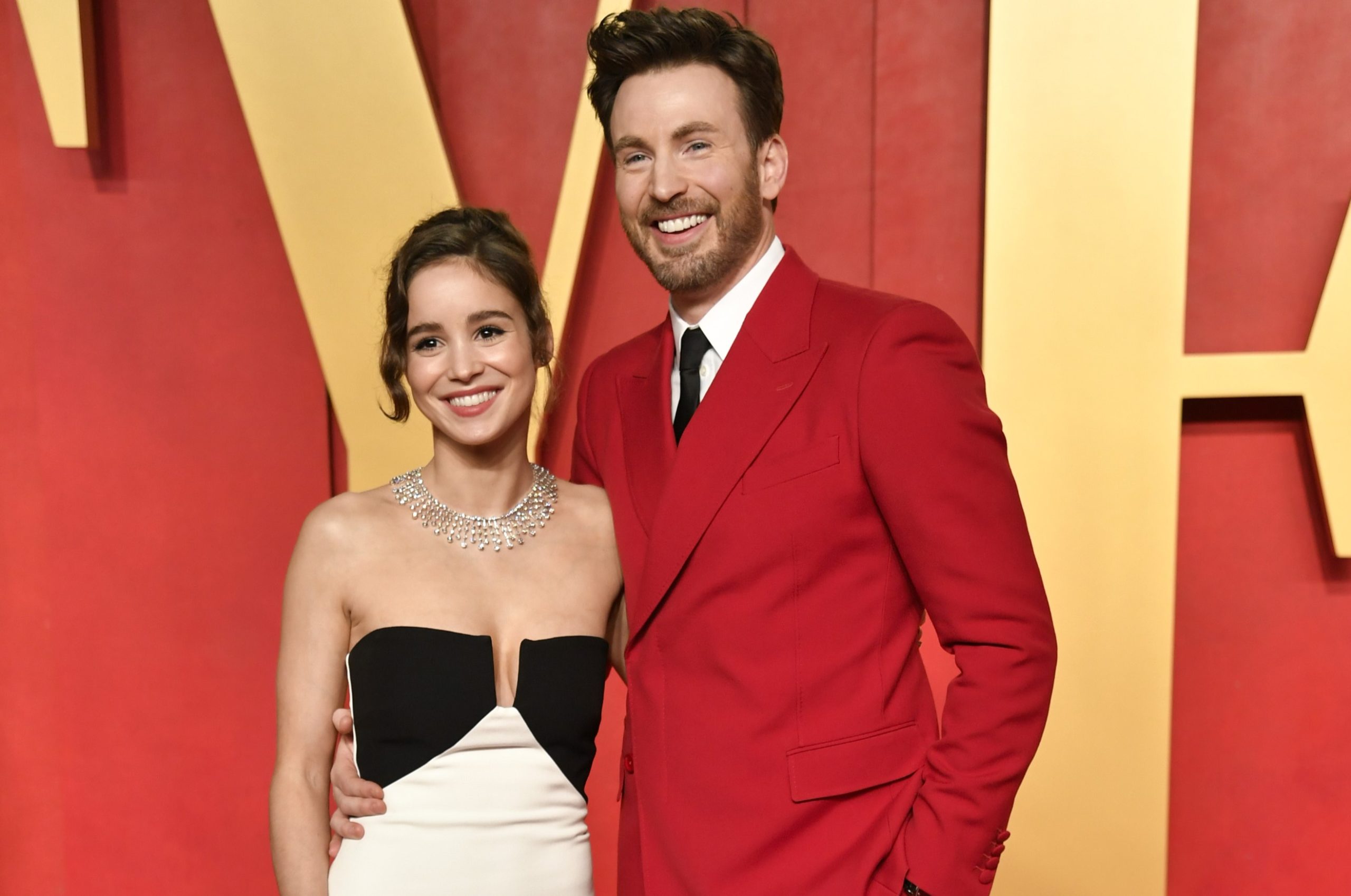 Ο Κρις Έβανς και η Άλμπα