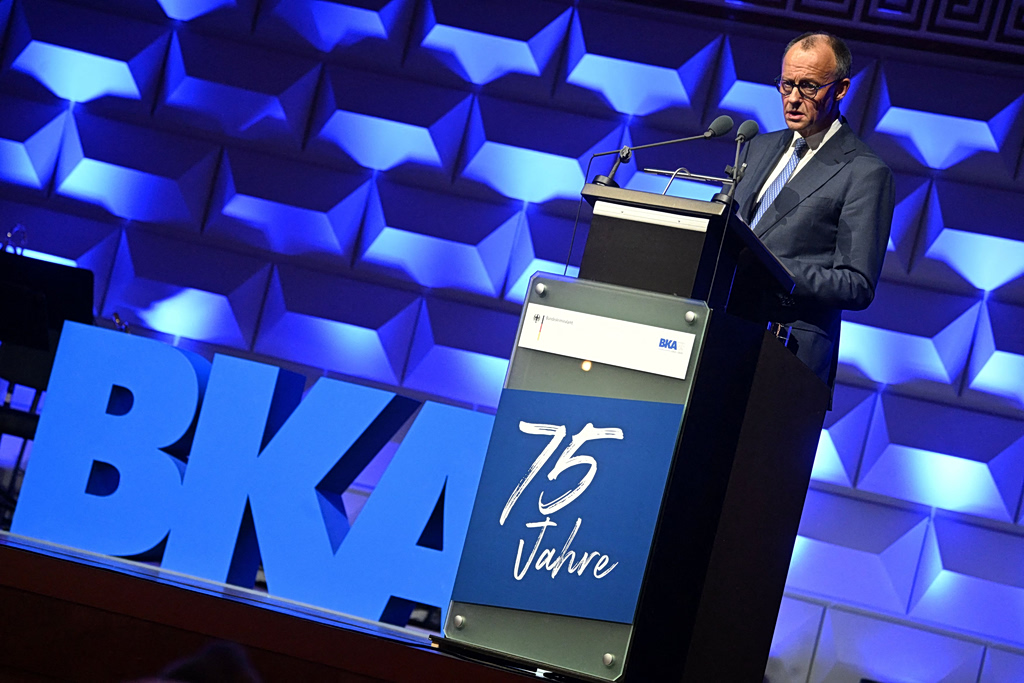 Συναγερμός μετά από επιθέσεις σε συναγωγές  Πρόσθετα μέτρα ασφαλείας λαμβάνει η Γερμανία