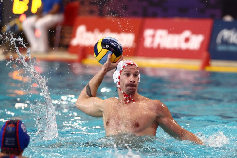 Ολυμπιακός Βάσας 20-8: