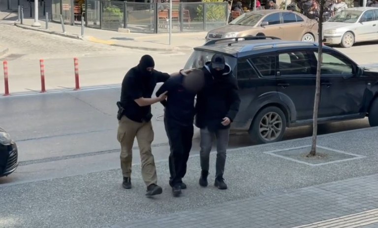 Θεσσαλονίκη: Ανθρωποκτονία από πρόθεση στον 23χρονο για τη δολοφονία του 20χρονου
