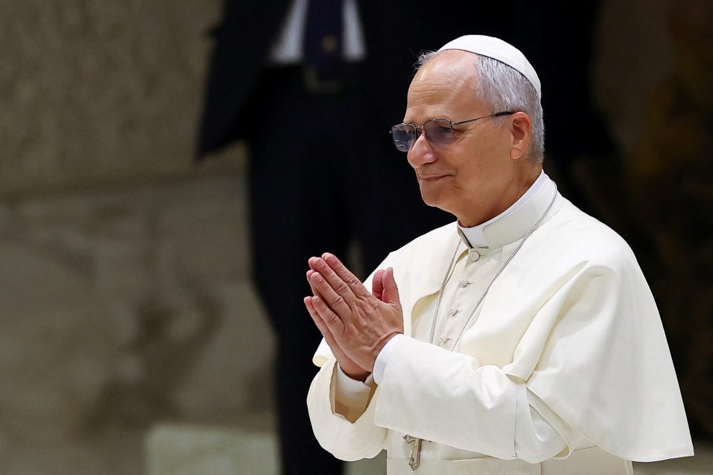 Ιταλία: Ο Πάπας έπεσε πάνω