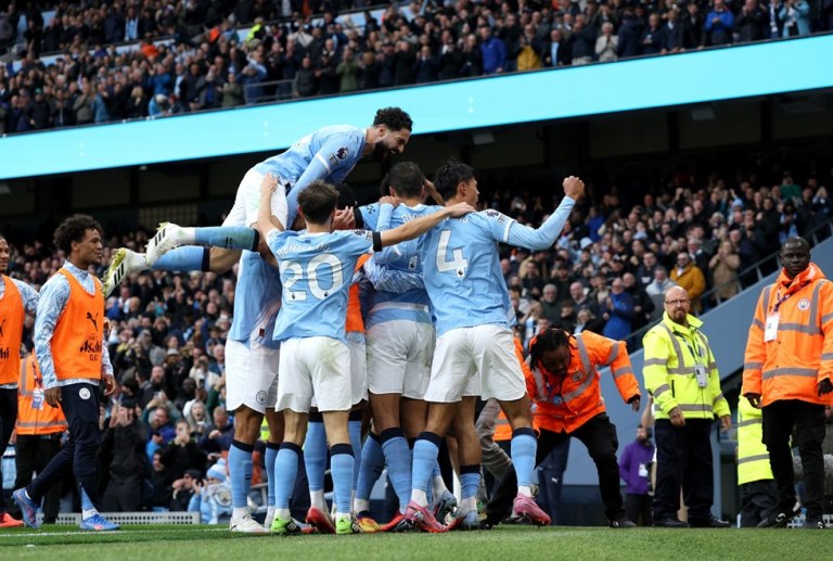 LIVE: Μάντσεστερ Σίτι Νάπολι