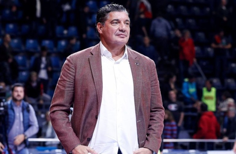 O Ραζνάτοβιτς απάντησε στον