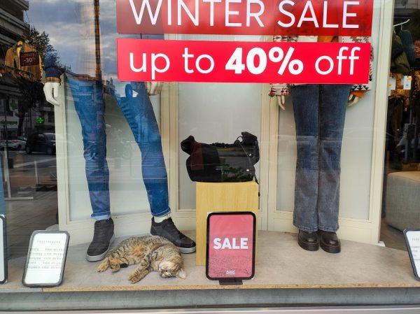 Χειμερινές Εκπτώσεις: Χειρότερες επιδόσεις για 1 στις 2 επιχειρήσεις