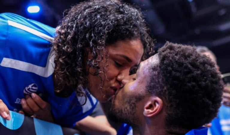 Θα σκοτώσουμε όλη την