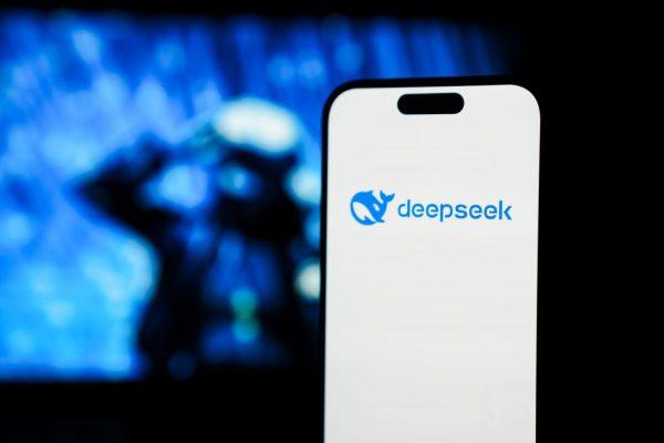 DeepSeek: Παρουσίαση δύο νέων