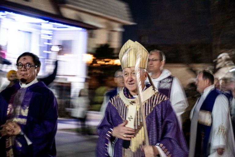 Ο καρδινάλιος του Σικάγο για το βίντεο-μοντάζ του Λευκού Οίκου: Χάνουμε την ανθρωπιά μας