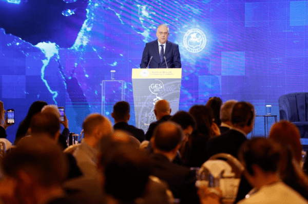 Θεοδωρικάκος: Έρχεται